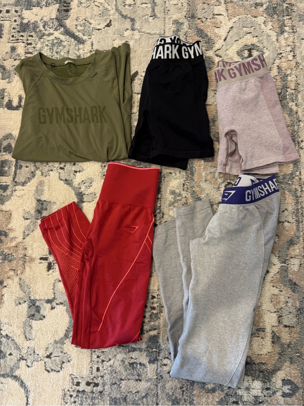 Size small Gymshark bundle (tshirt, shorts x2, leggings x2)